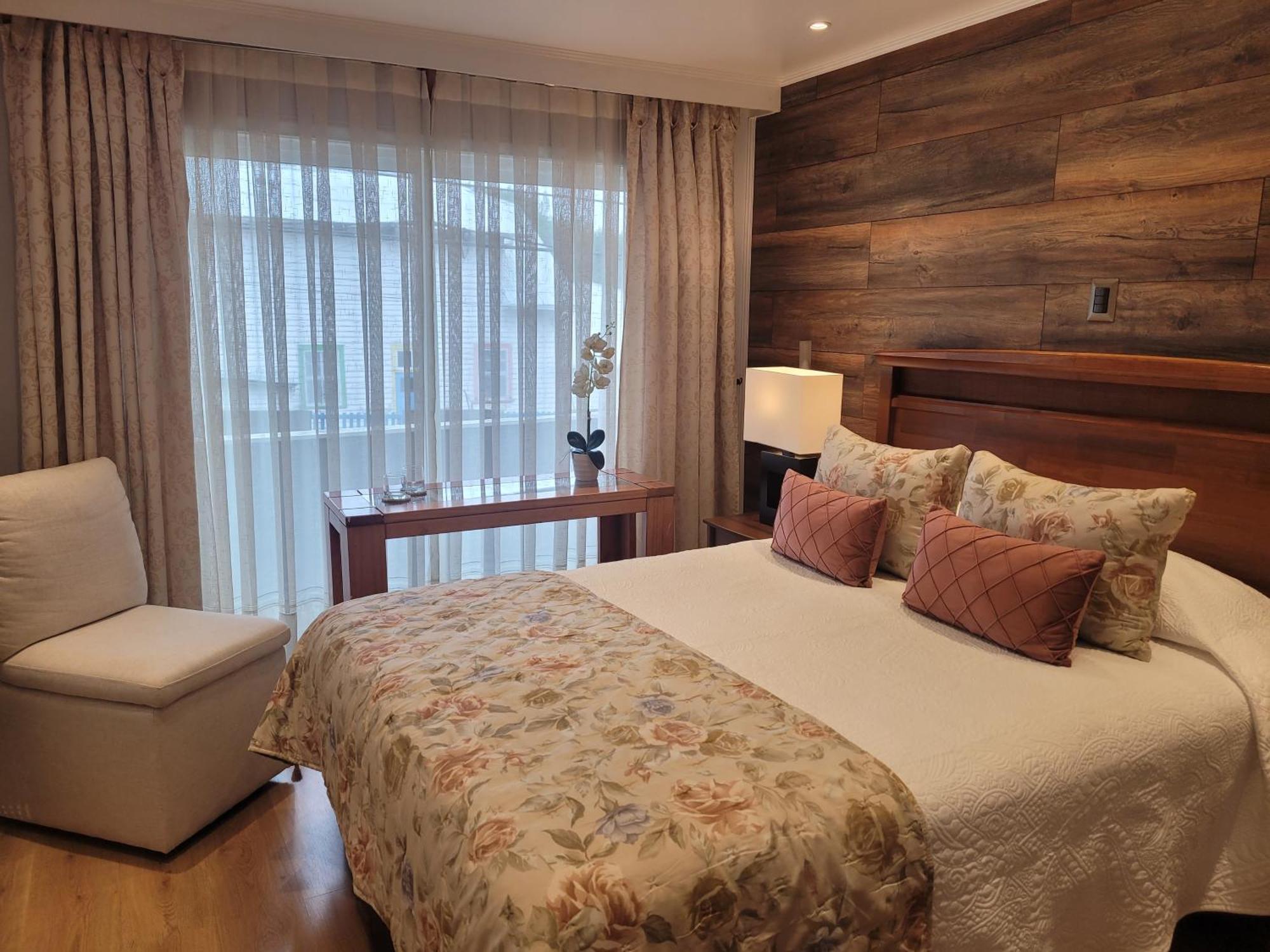 Hotel Puerta Del Lago Пуэрто-Варас Экстерьер фото